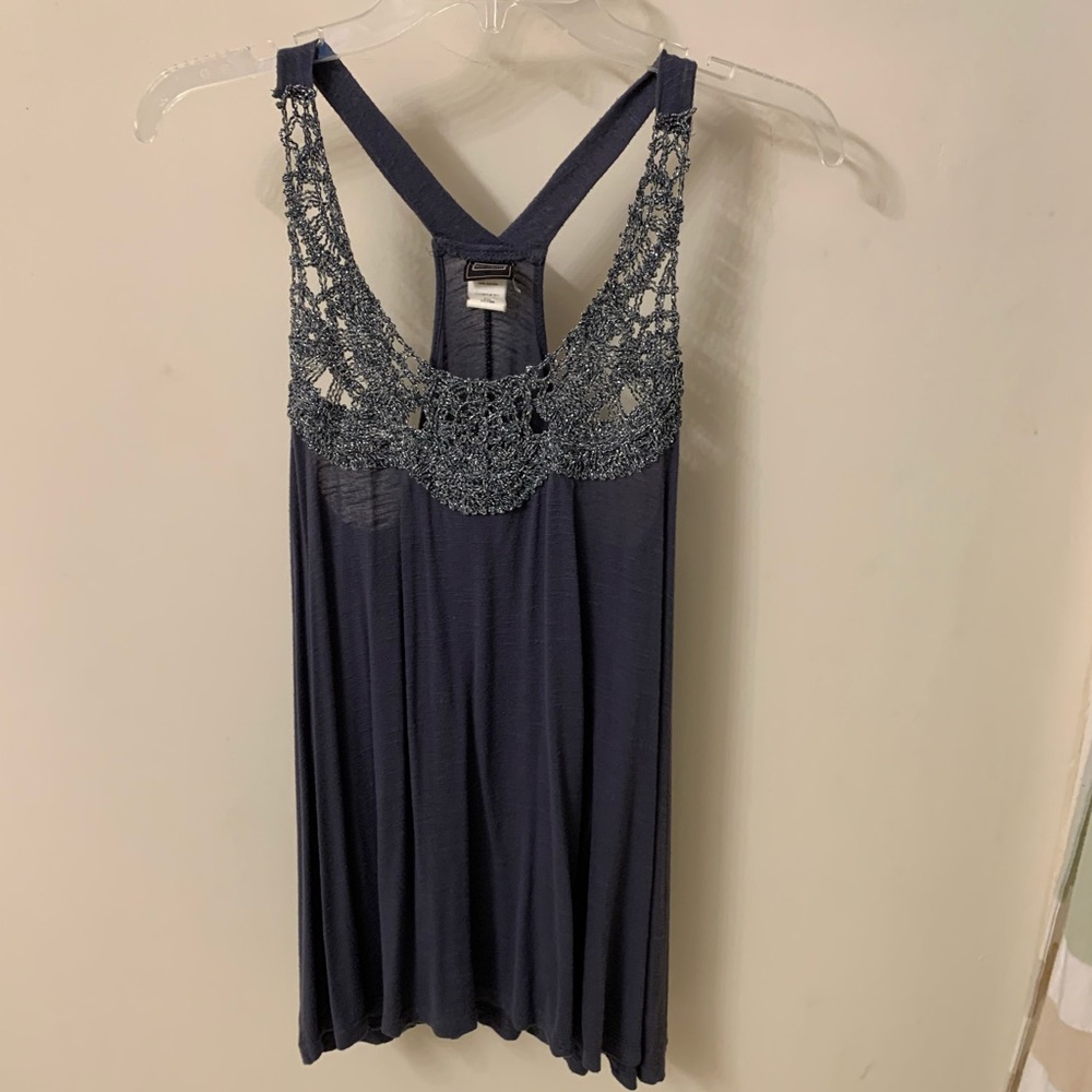 Embellished women’s sleeveless top